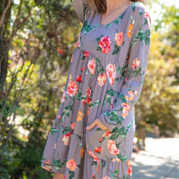 HAPTICS Slate Floral Tiered Babydoll Dress with Pockets SMALL - Picture 4 of 6
